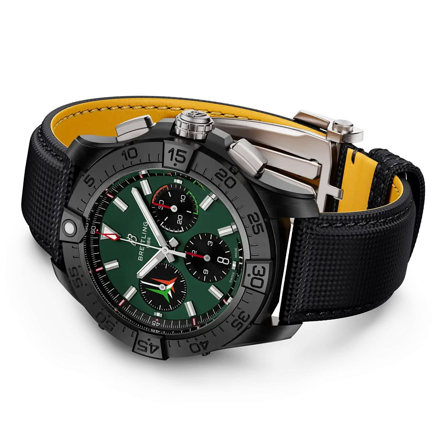 Часы Breitling Avenger B01 Chronograph 42 mm SB01462A1L1X1 — керамика, Швейцария