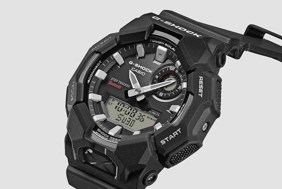 Часы Casio G-Shock GA-B010-1A — кварцевые, карбон пластик