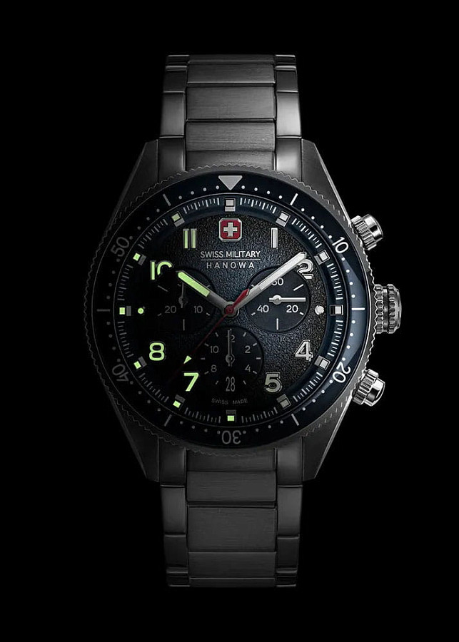 Часы Swiss Military Hanowa Greyhound SMWGI0003804 — мужские, нержавеющая сталь