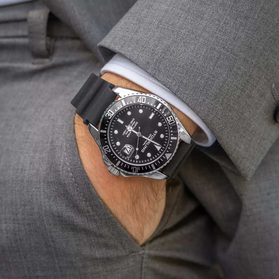 Часы Stuhrling Aquadiver 3950R.1 — кварцевые, США, мужские