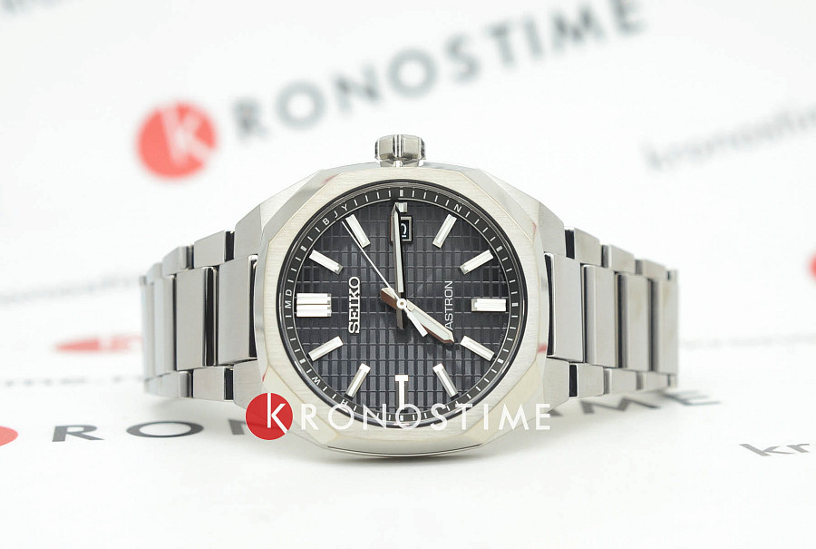 Часы Seiko Astron Nexter Solar Radio SBXY063 — кварцевые, титан