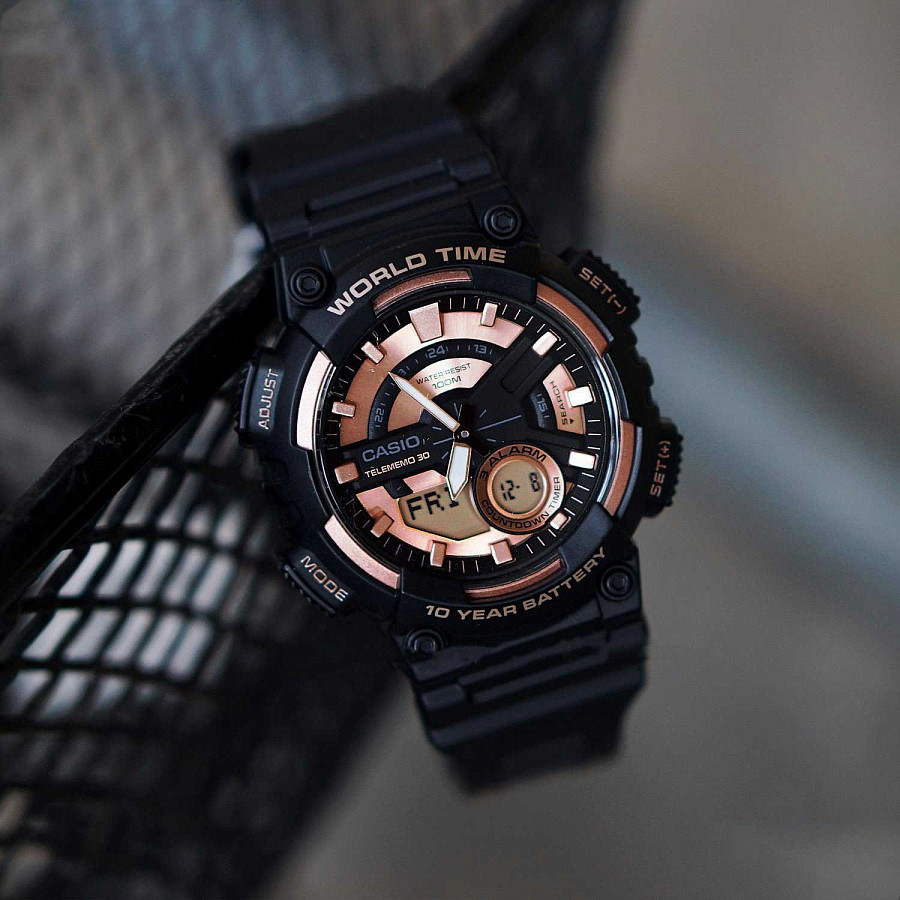 Часы Casio Collection AEQ-110W-1A3VDF (AEQ-110W-1A3) — пластик, Япония