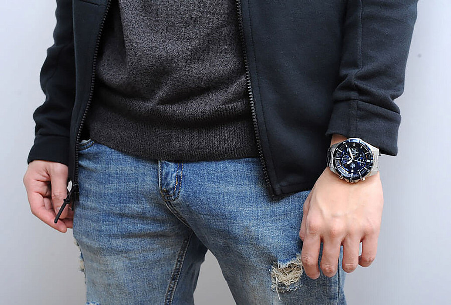 Часы Casio Edifice EFR-556DB-2A — мужские, нержавеющая сталь