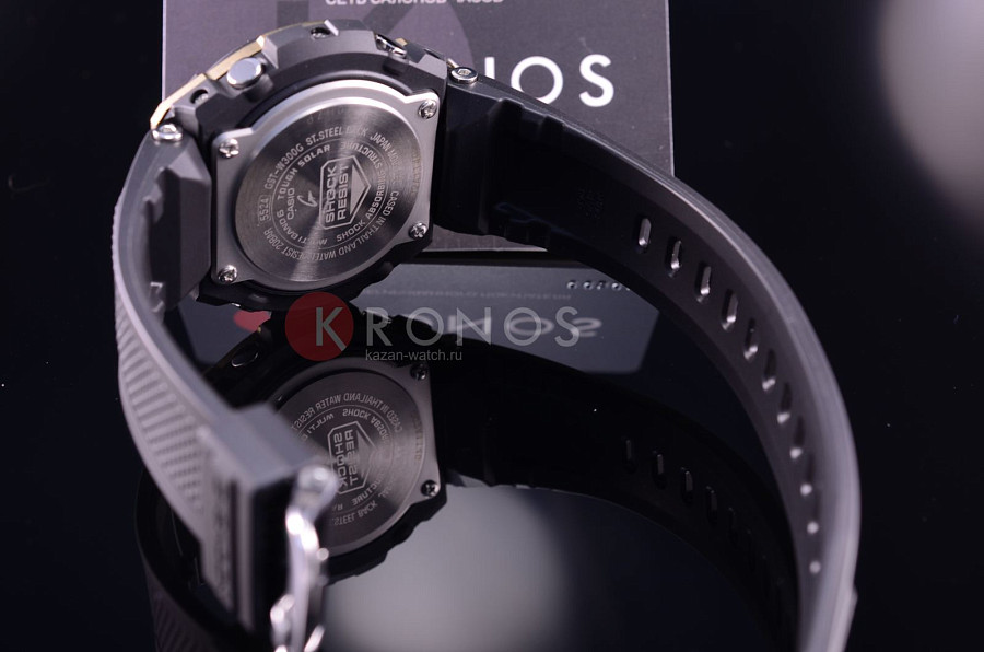 Часы Casio G-Shock GST-W300G-1A9 — Япония, электронные