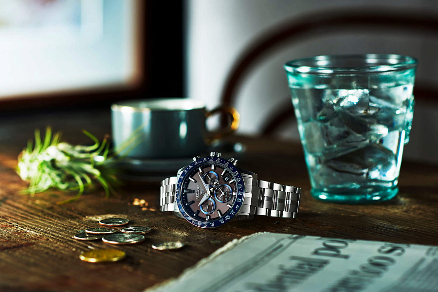 Часы Seiko Astron GPS Solar SSH001J1 — кварцевые, керамика титан металл