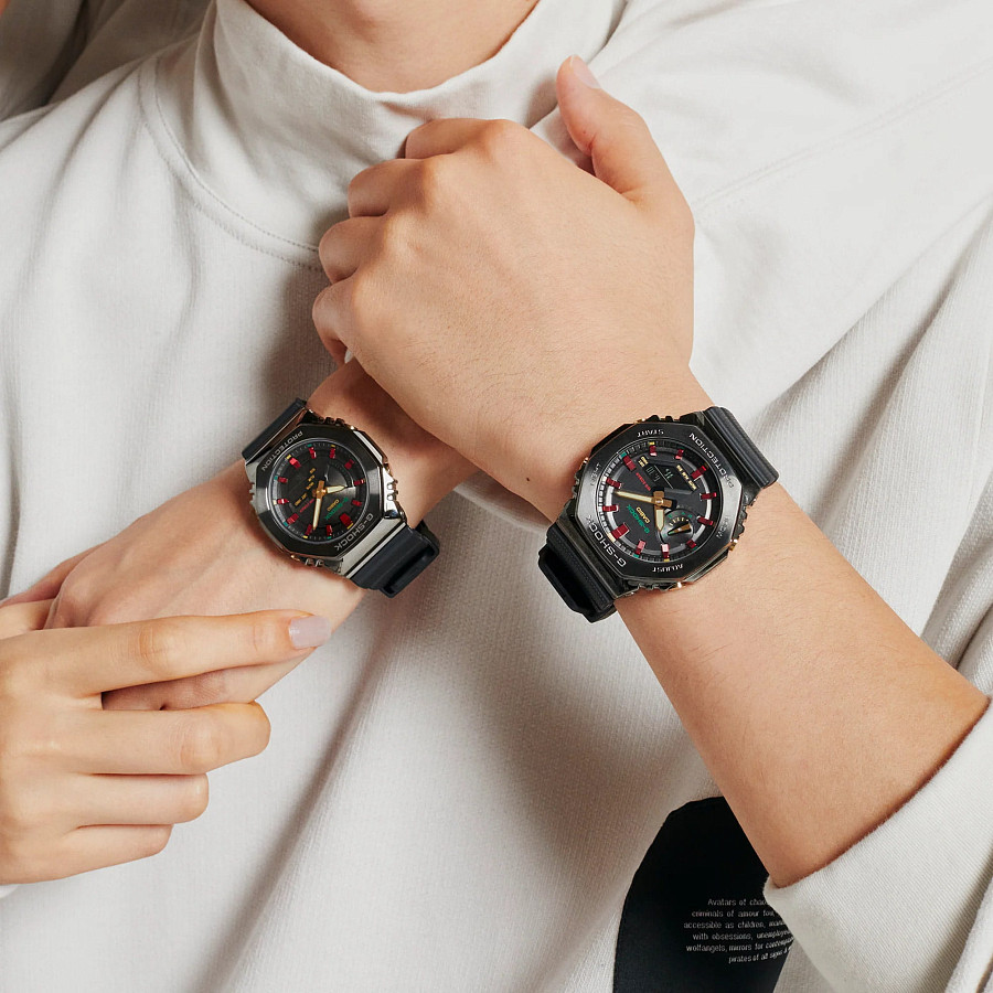 Часы Casio G-Shock GM-2100CH-1A — электронные, сталь