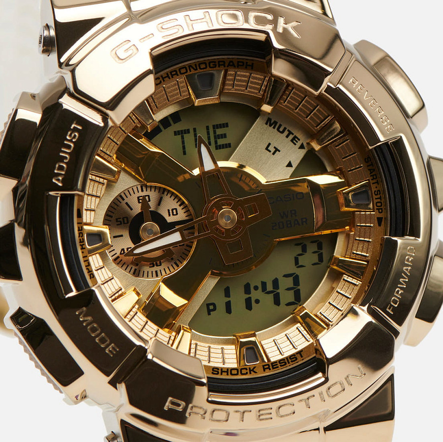 Часы Casio G-Shock GM-110SG-9AER — мужские, белый