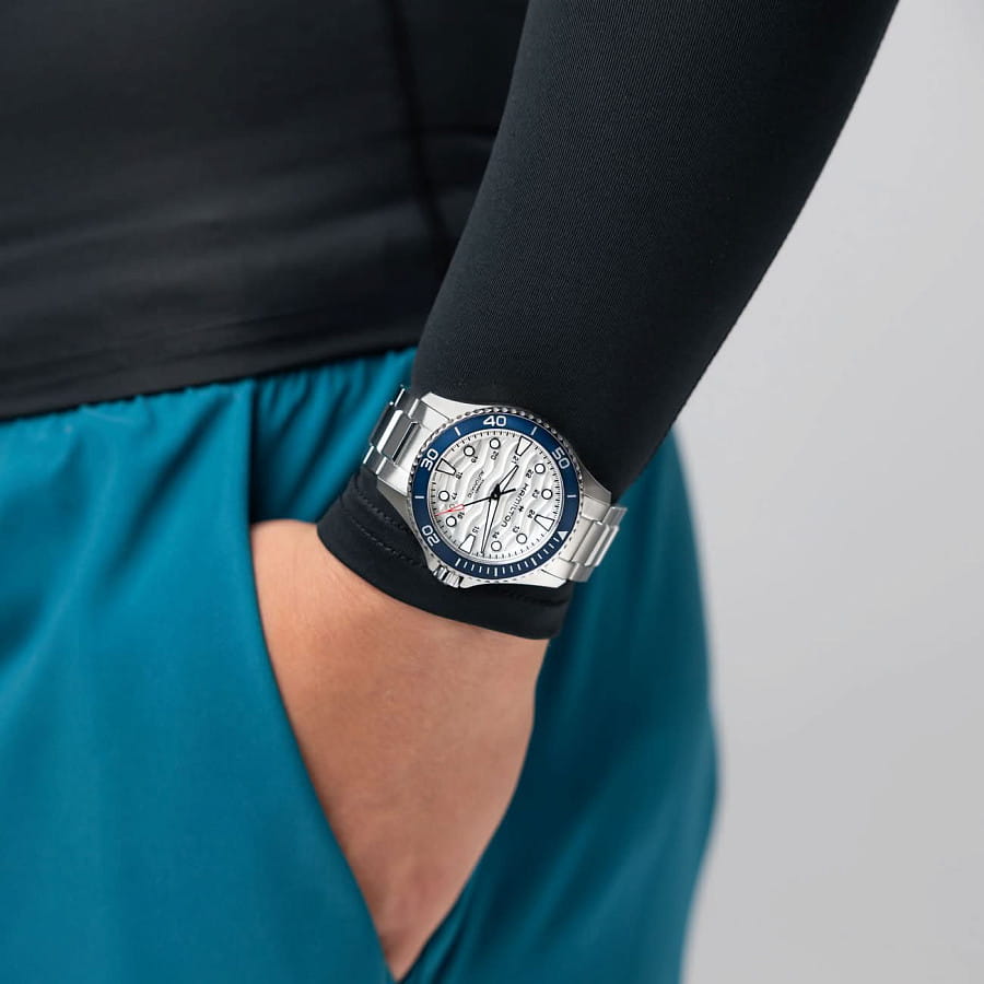Часы Hamilton Khaki Navy Scuba Auto 40 mm H82425110 — нержавеющая сталь, мужские