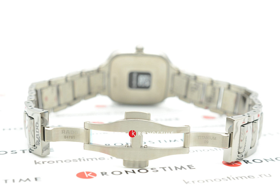 Часы Rado True Square R27079312 — женские, серебристый