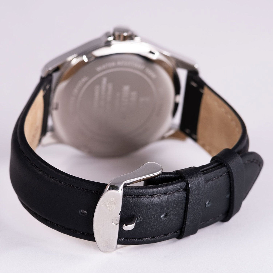 Часы Swiss Military by Chrono Сверхточные SM30200.11 — Швейцария, кварцевые