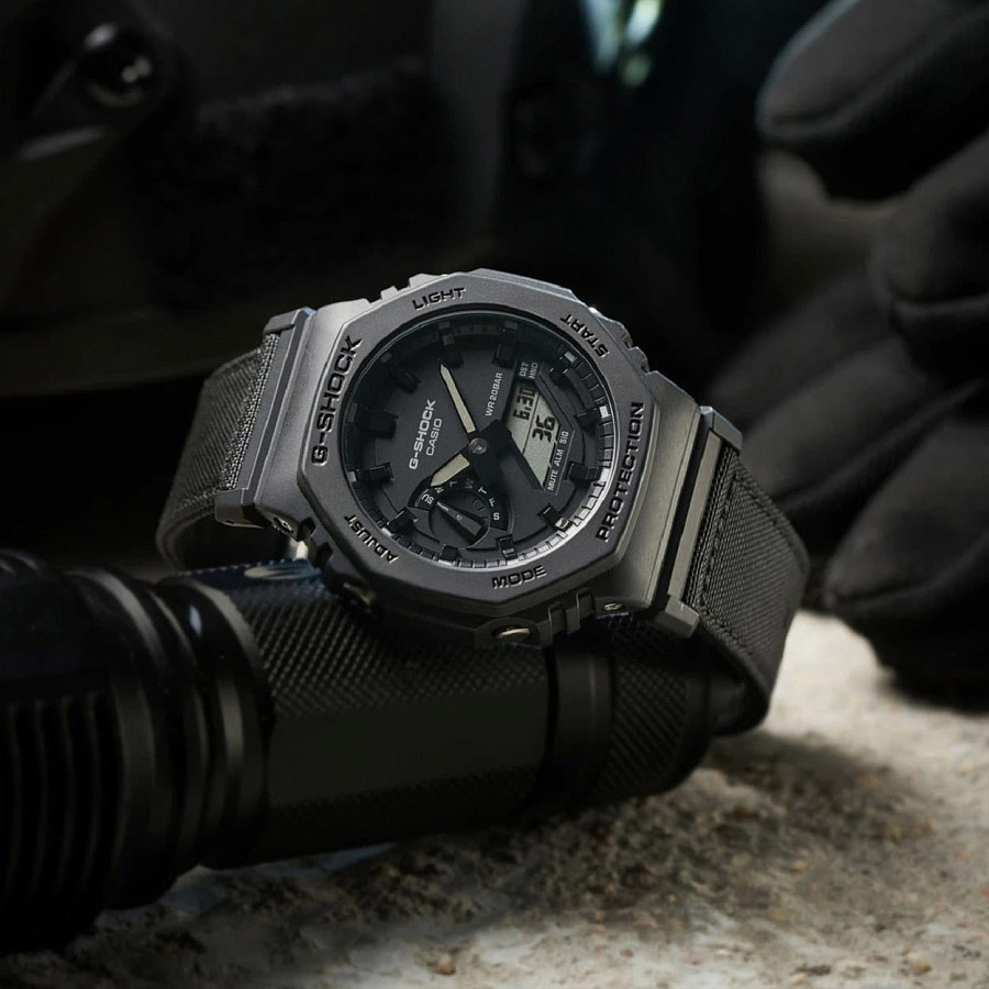Часы Casio G-Shock GA-2100BCE-1ADR (GA-2100BCE-1A) — нейлон, мужские