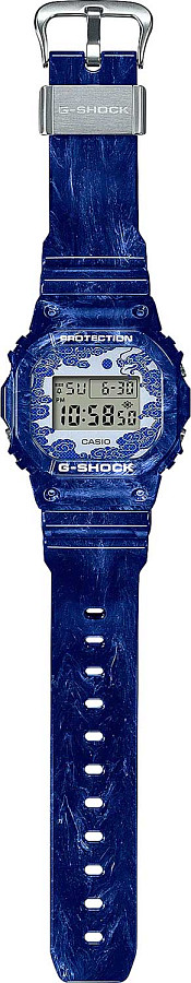 Часы Casio G-Shock DW-5600BWP-2 — пластик, мужские