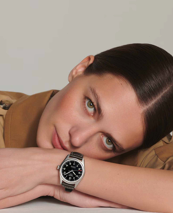 Часы Longines Spirit L3.410.4.53.0 — мужские, кожаный