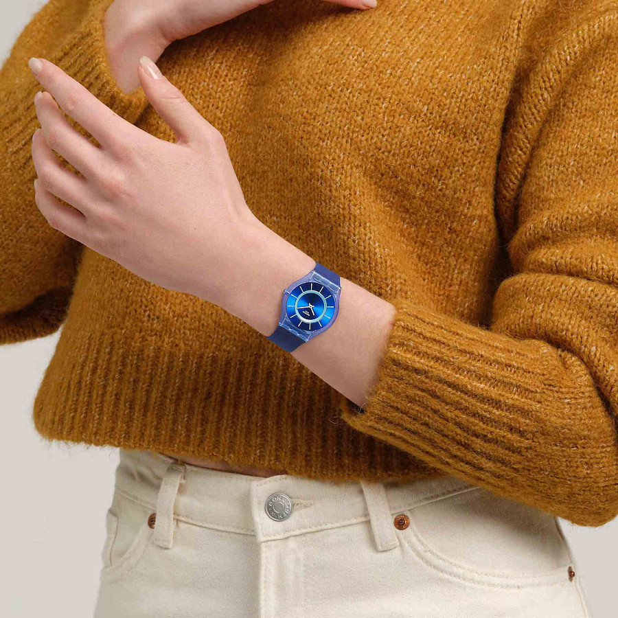 Часы Swatch Essentials SS08I100 — силикон, женские