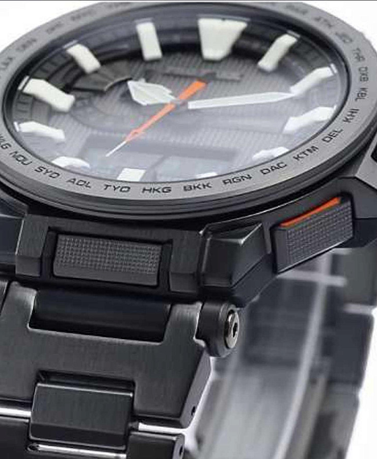 Часы Casio Pro Trek PRX-8000YT-1JF — титан, Япония