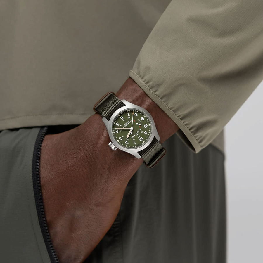 Часы Hamilton Khaki Field Power Reserve H69509960 — тканевый, мужские
