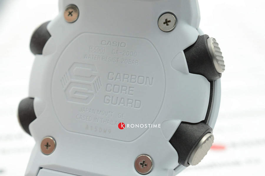 Часы Casio G-Shock GA-2000S-7ADR (GA-2000S-7A) — Япония, электронные