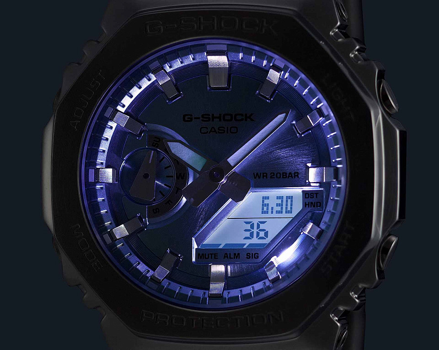 Часы Casio G-Shock GM-2110D-8A — сталь металл, Япония