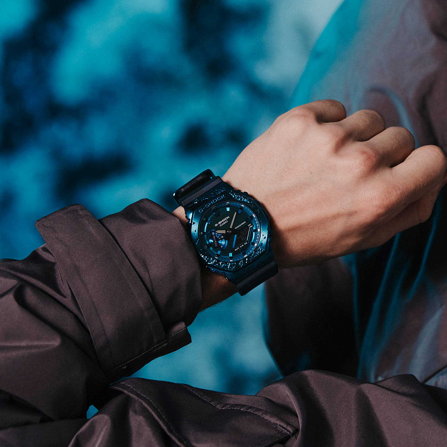 Часы Casio G-Shock GM-2140GEM-2A — электронные, металл сталь