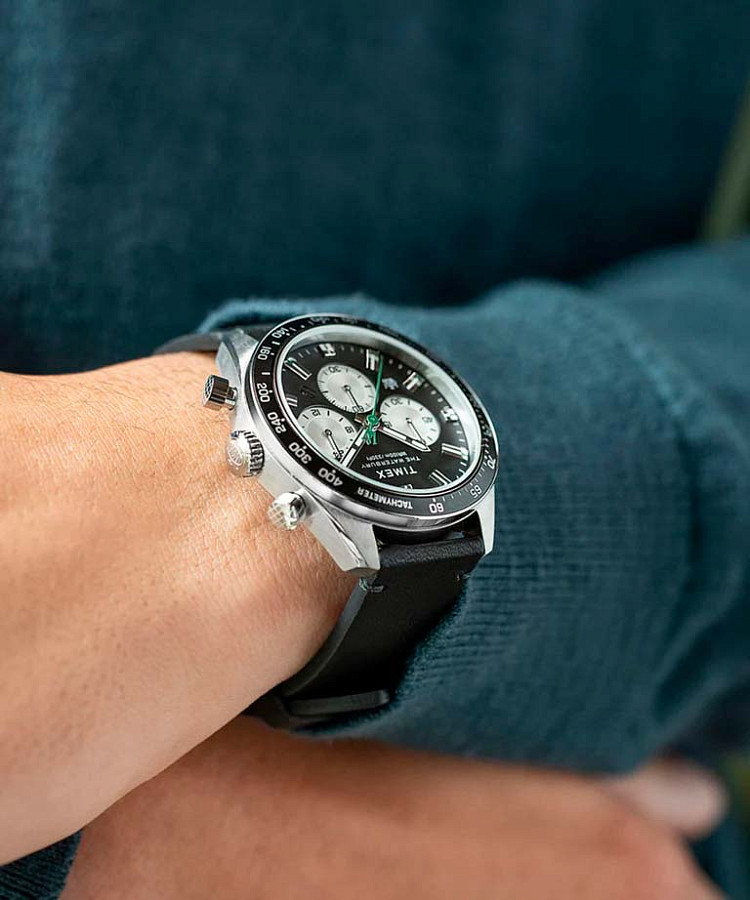 Часы Timex Waterbury Chronograph TW2V42500 — кварцевые, сталь металл