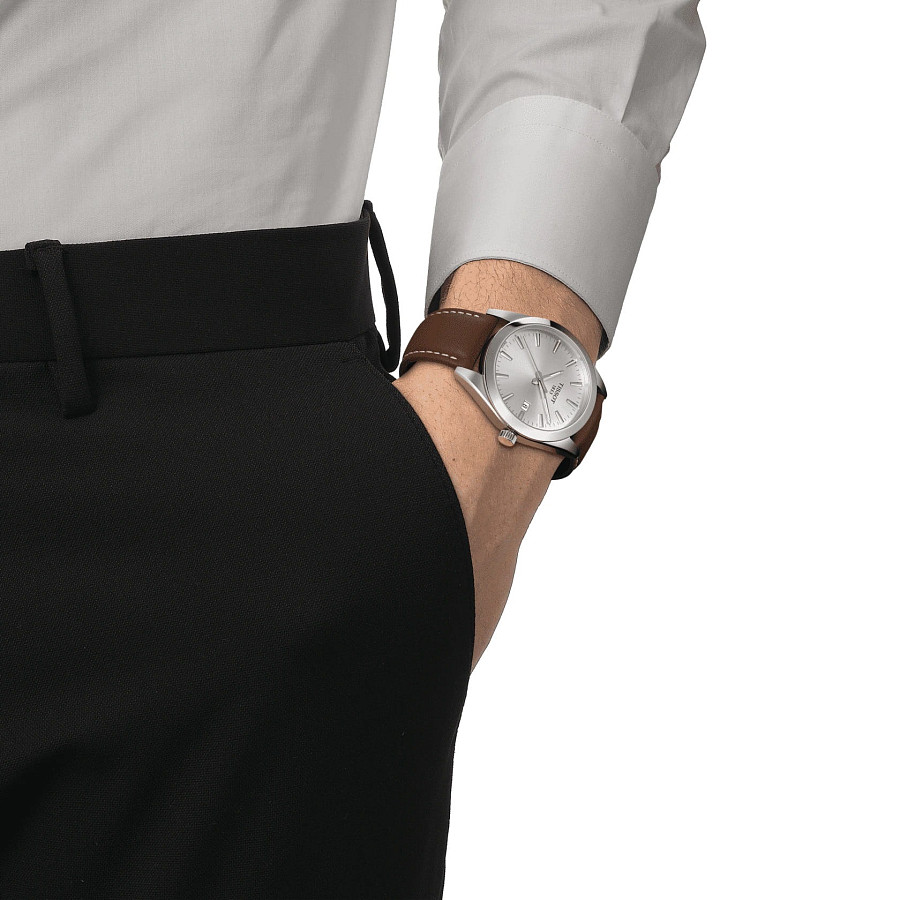 Часы Tissot Gentleman T127.410.16.031.00 — кварцевые, сталь металл
