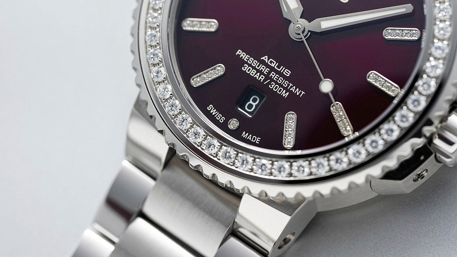 Часы Oris Aquis Date Diamonds 01 733 7766 4998-07 8 22 05PEB — металл сталь, Швейцария