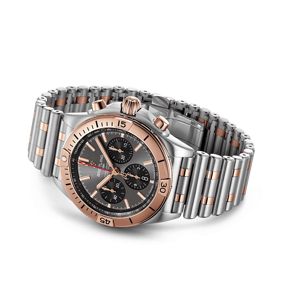Часы Breitling Chronomat B01 42 UB0134101B1U1 — металл золото сталь, Швейцария