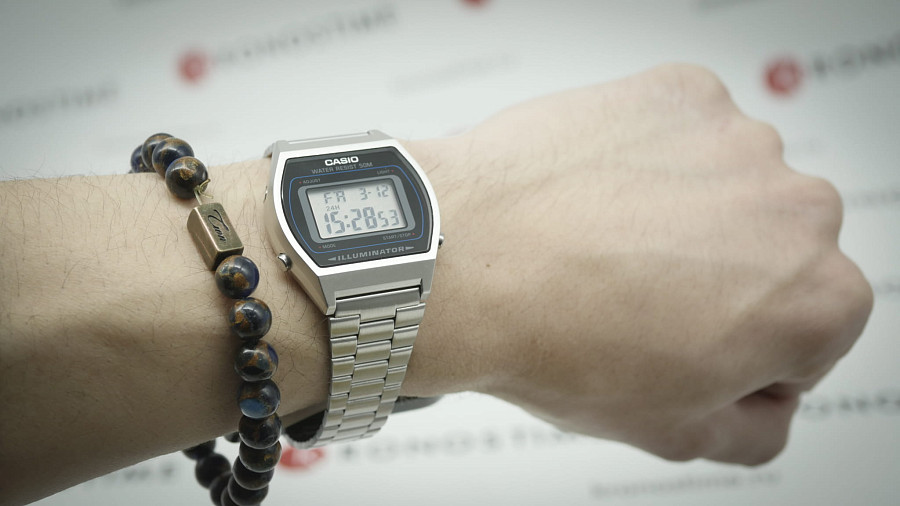 Часы Casio Vintage B640WD-1AVDF (B640WD-1A) — черный, пластик