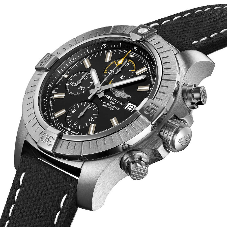 Часы Breitling Avenger Chronograph 45 A13317101B1X1 — механические, сталь металл