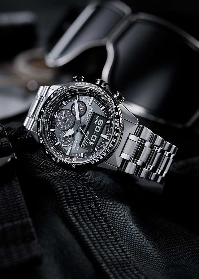 Часы Citizen Promaster Sky JV2006-55H — кварцевые, Япония, мужские