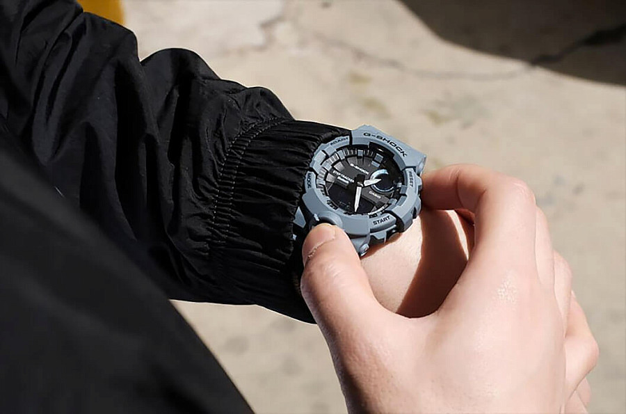 Часы Casio G-Shock GBA-800UC-2A — черный, пластик