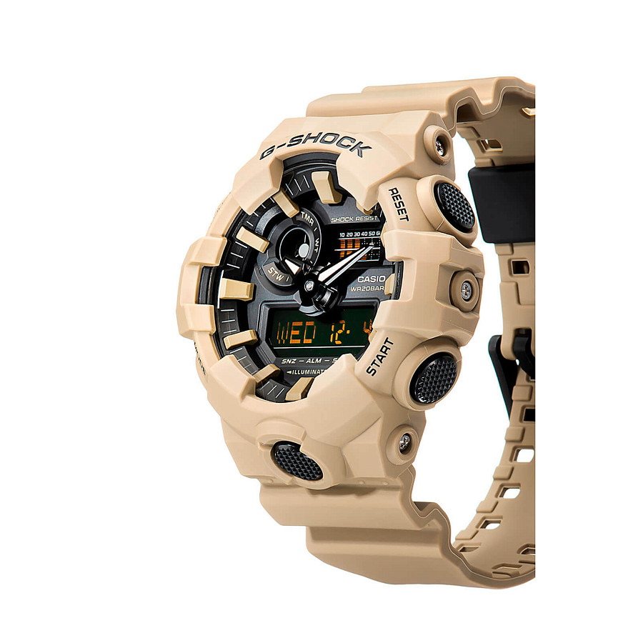 Часы Casio G-Shock GA-700UC-5A — Япония, электронные