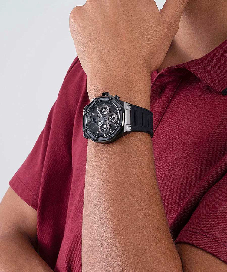Часы Guess Sport Steel GW0263G4 — США, кварцевые