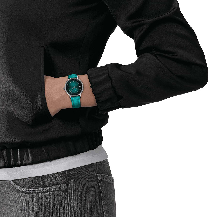 Часы Tissot Everytime Lady T143.210.17.091.00 — кварцевые, металл сталь
