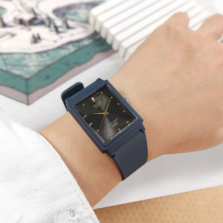 Часы Casio Collection MQ-38UC-2A1DF (MQ-38UC-2A1) — пластик, Япония