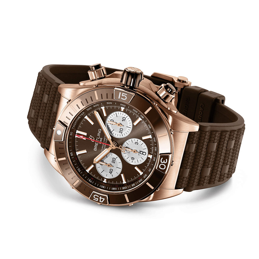 Часы Breitling Super Chronomat B01 44 RB0136E31Q1S1 — сталь металл золото, Швейцария