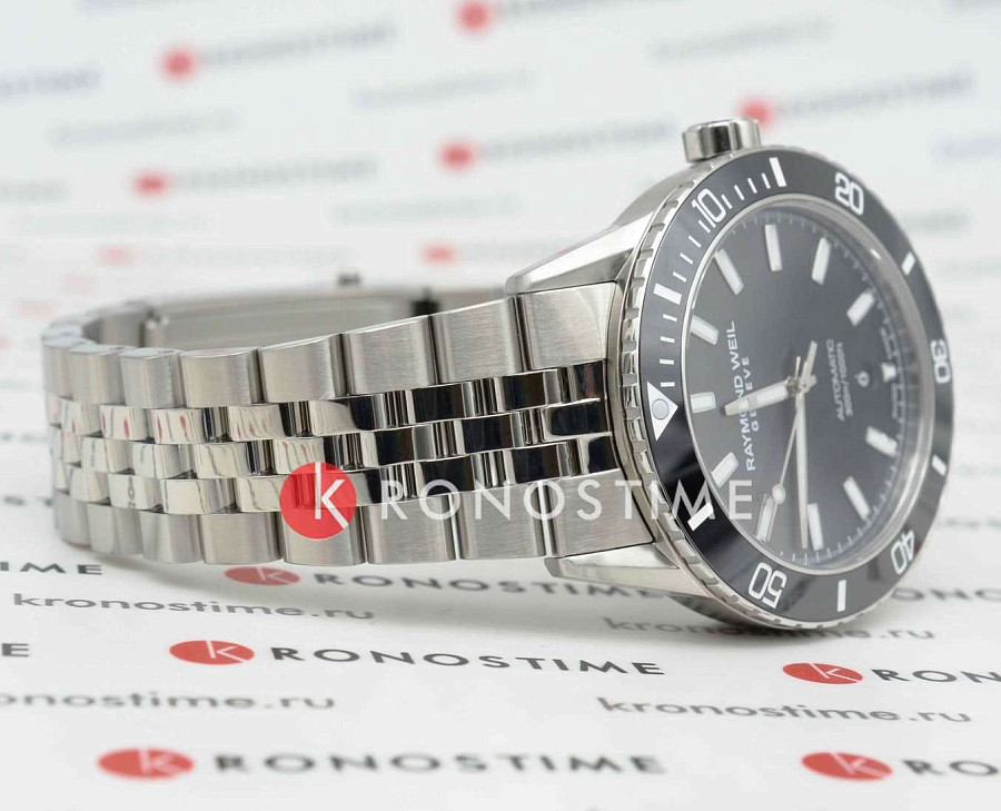 Часы Raymond Weil Freelancer 2775-ST1-20051 — нержавеющая сталь, мужские