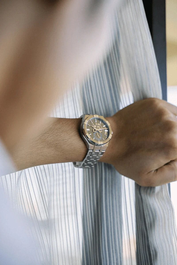 Часы Maurice Lacroix Aikon Automatic Mercury AI6088-SS002-030-1 — нержавеющая сталь, мужские