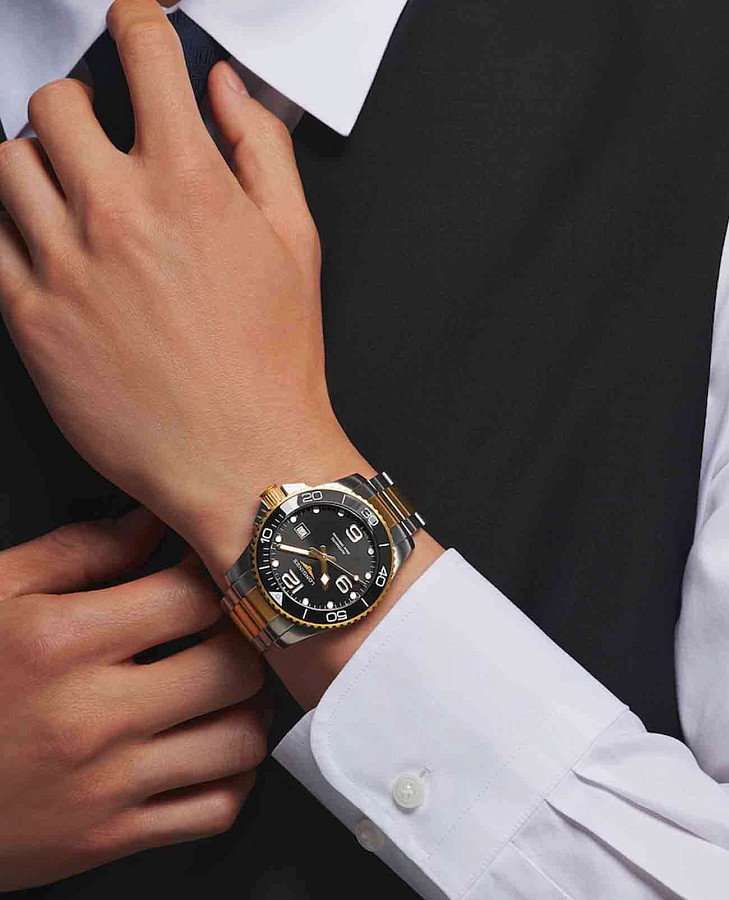 Часы Longines HydroConquest L3.782.3.56.7 — черный, металл сталь