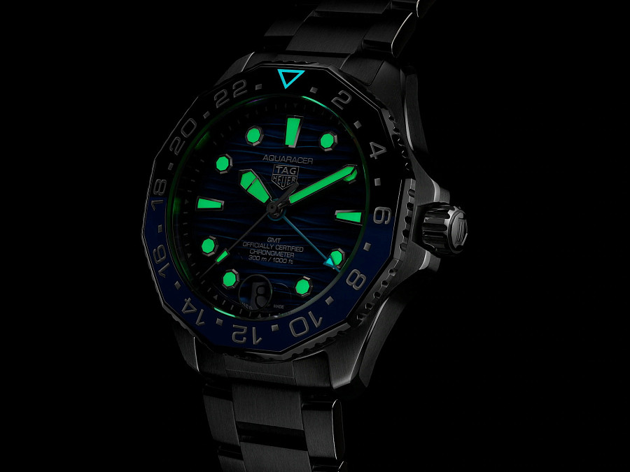 Часы TAG Heuer Aquaracer Professional 300 GMT WBP5114.BA0013 — артикул WBP5114.BA0013