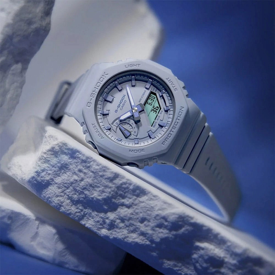 Часы Casio G-Shock GMA-S2100BA-2A2 — пластик, женские, Япония