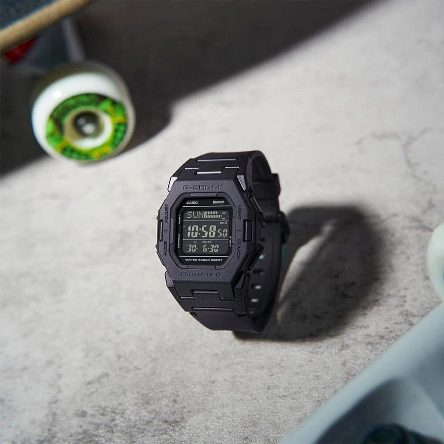 Часы Casio G-Shock GD-B500-1DR (GD-B500-1) — пластик, Япония