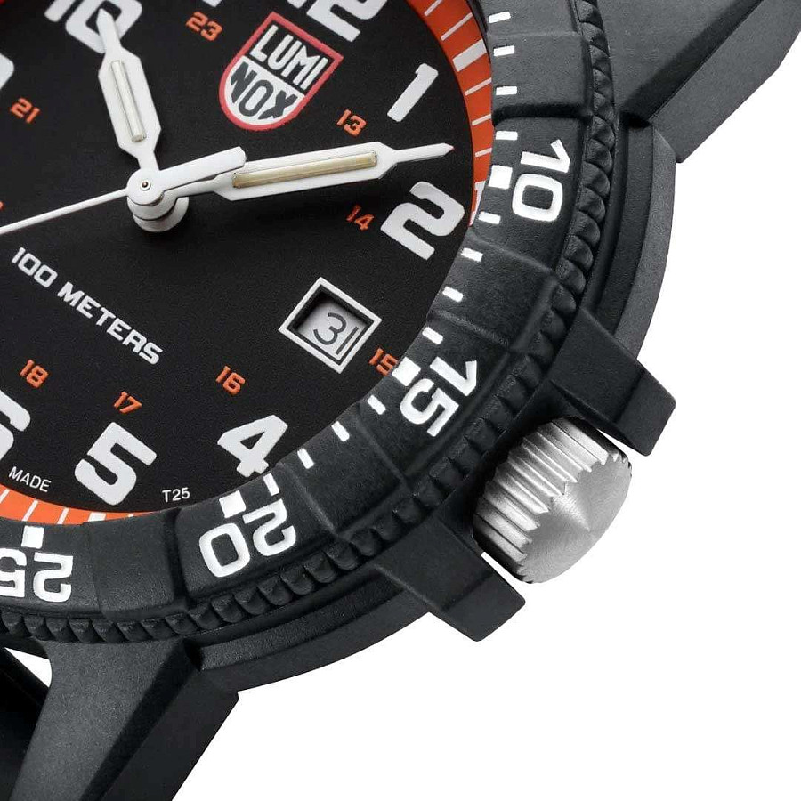 Часы Luminox Leatherback Sea Turtle XS.0329.1 — полиуретан, мужские