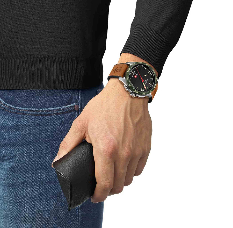 Часы Tissot T-Touch Connect Solar T121.420.47.051.09 — артикул T1214204705109