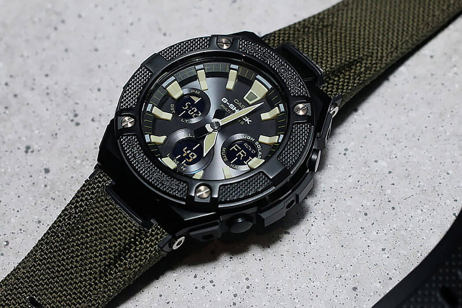 Часы Casio G-Shock GST-W130BC-1A3 — артикул GST-W130BC-1A3, мужские