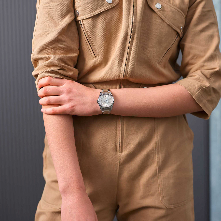 Часы Longines Spirit L3.410.4.63.6 — Швейцария, механические