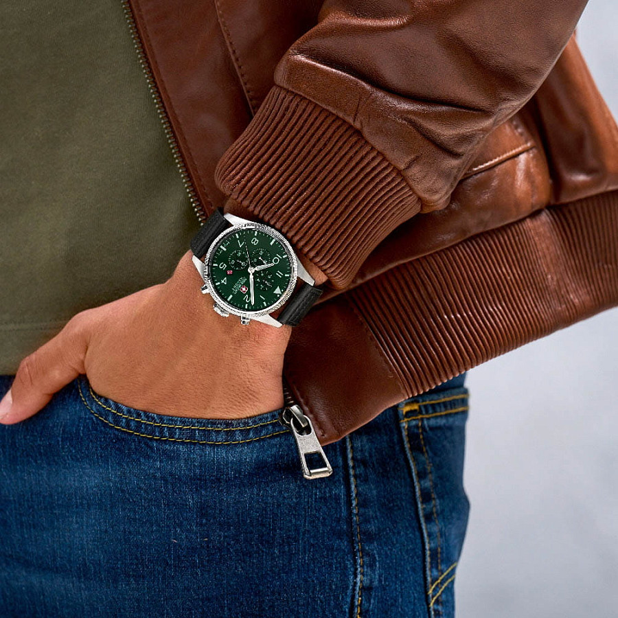 Часы Swiss Military Hanowa Thunderbolt Chrono SMWGC0000405 — кварцевые, сталь металл