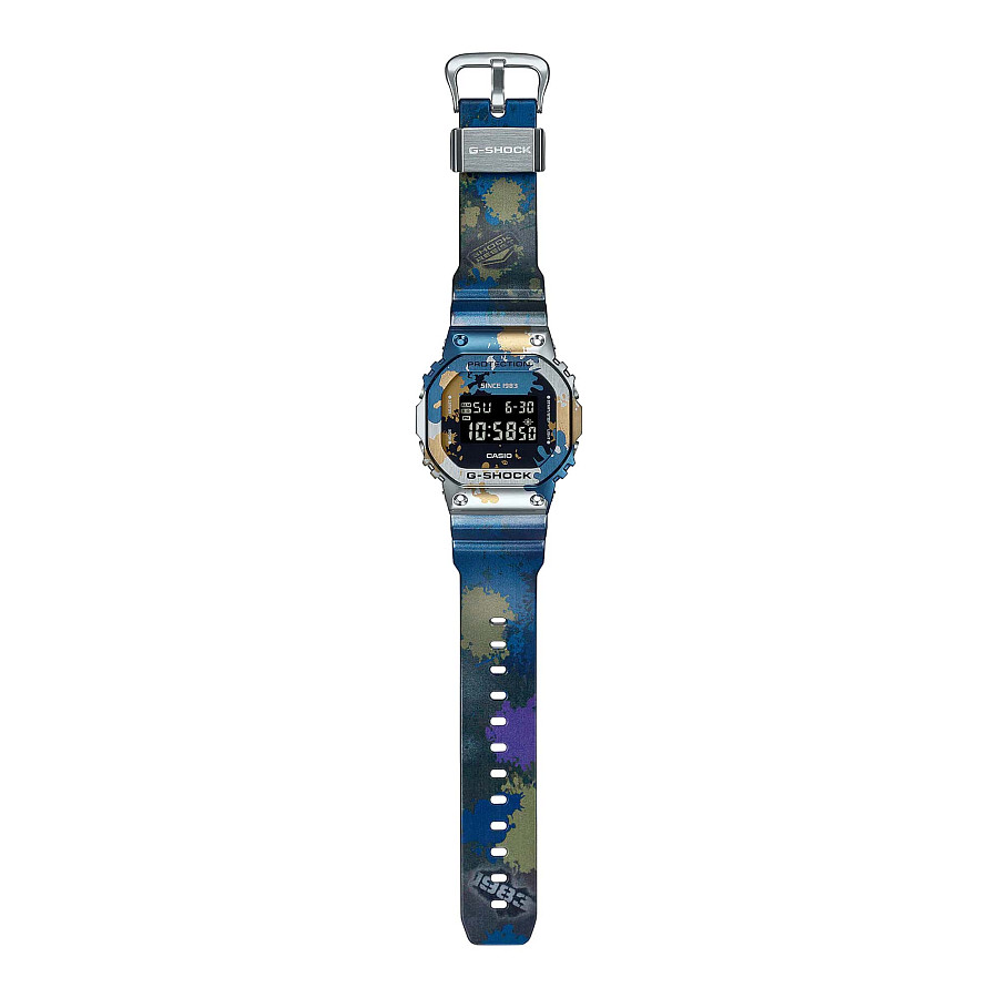 Часы Casio G-Shock GM-5600SS-1DR (GM-5600SS-1) — сталь, Япония