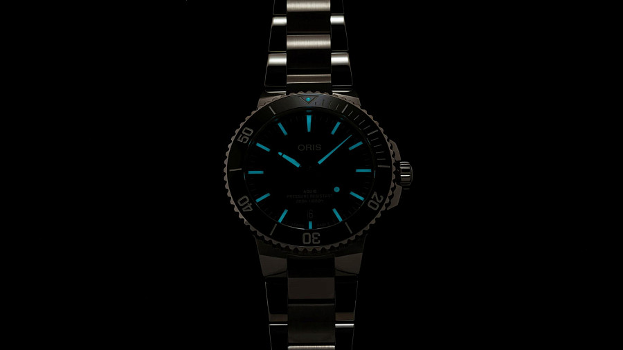 Часы Oris Aquis Date 01 733 7787 4157-07 8 22 04PEB — Швейцария, механические