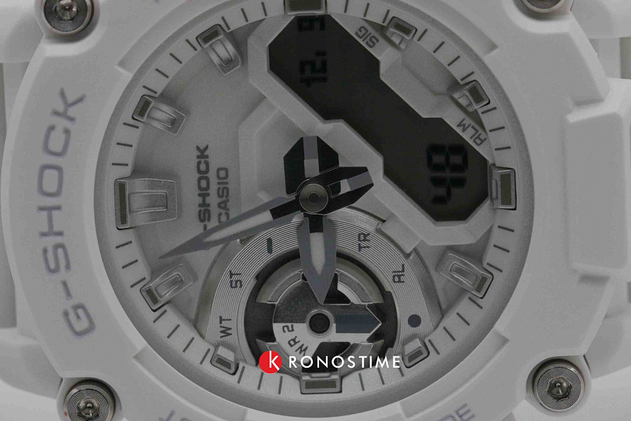 Часы Casio G-Shock GMA-S2200M-7A — белый, пластик